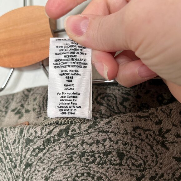 Free People Rare Boho Paisley Print Olive Green Knit Leggings Size XS - Picture 11 of 11